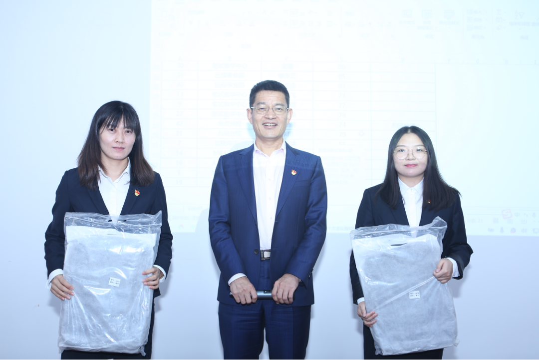 以知識競賽別開生面的形式，社科賽斯黨支部集中學習黨的二十大精神